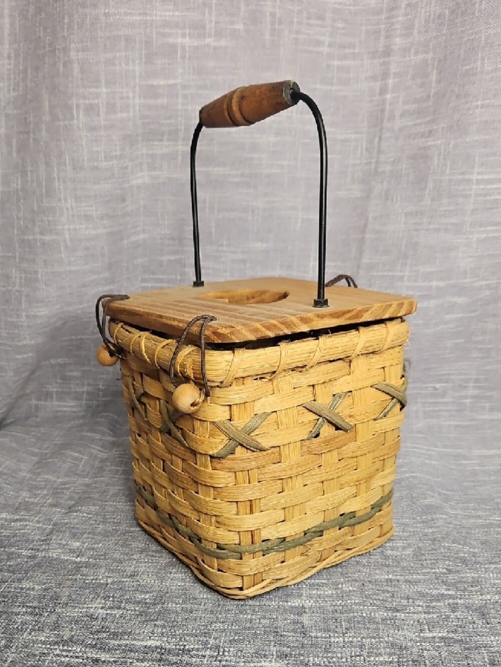 Woven Natural Rattan Tissue Box Holder with Handle - Picture 4 of 10